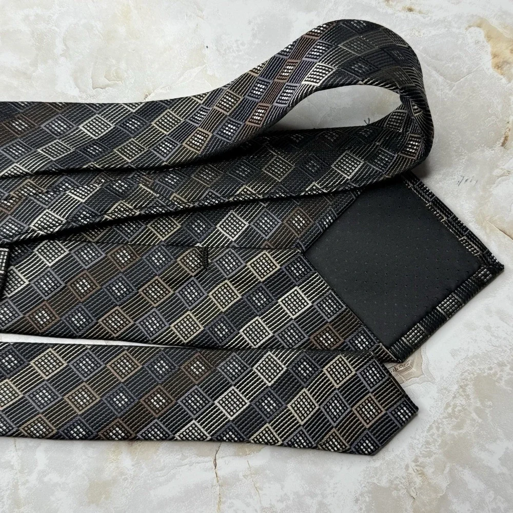NWOT Pronto Uomo Silk Tie Triangle‎ Blue Brown X-Long 3 1/2